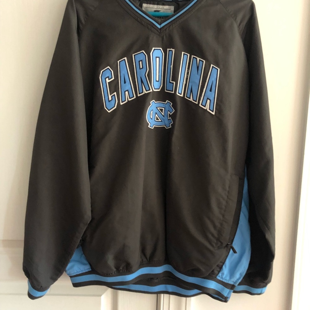 Unc Pull Over - image 2